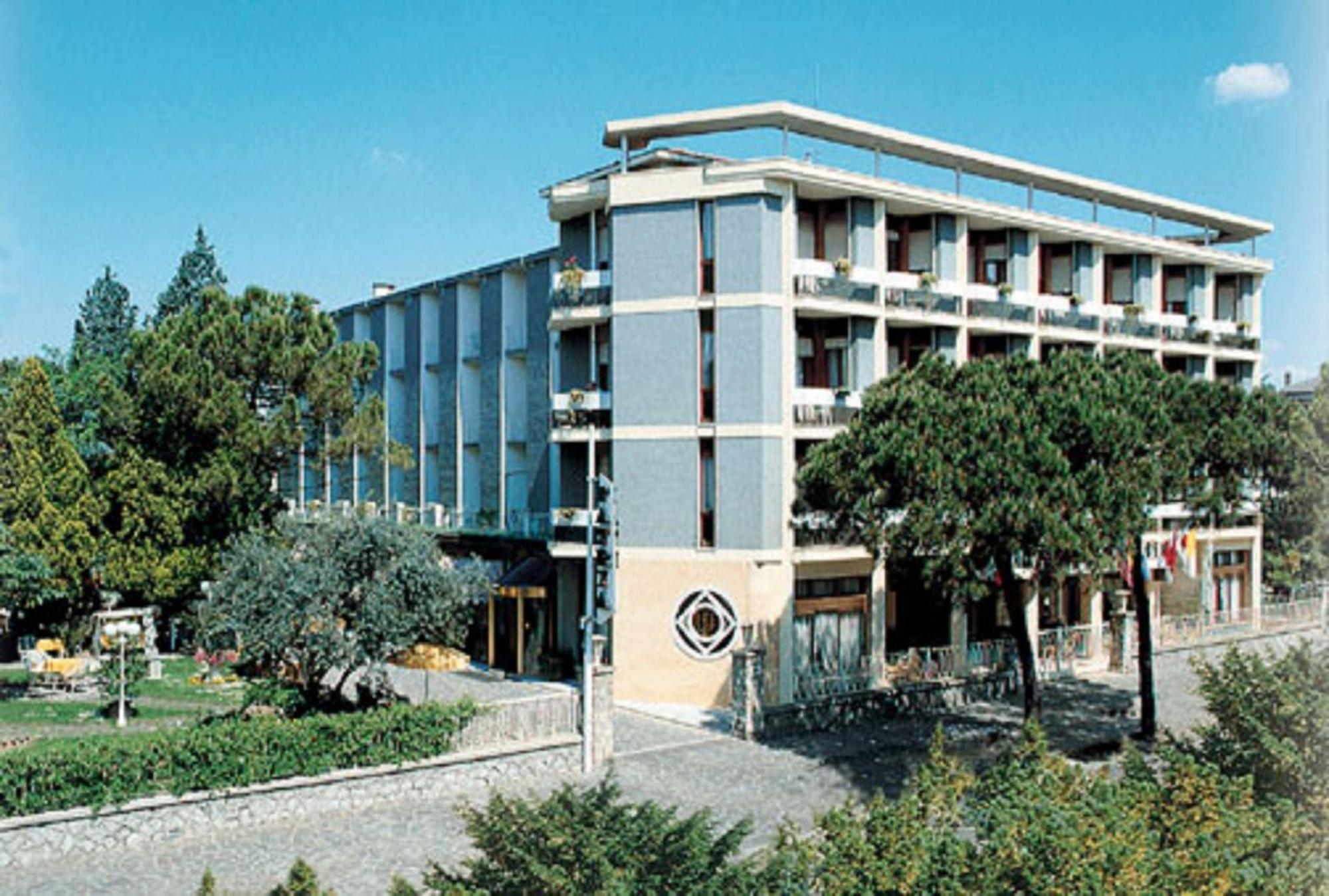 Hotel Terme Patria Abano Terme Exterior photo